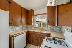 2106 W Cerritos, Anaheim, CA 92804 - Photo 13