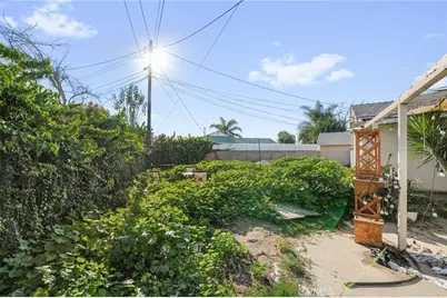 2106 W Cerritos, Anaheim, CA 92804 - Photo 25