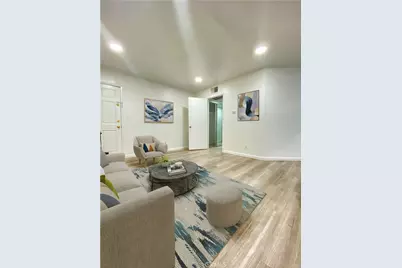 18645 Hatteras Street #278, Tarzana, CA 91356 - Photo 3