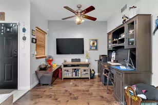 6323 Reseda, Tarzana, CA 91335 - Photo 5