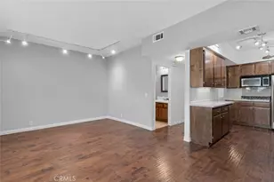 6323 Reseda Blvd, Tarzana, CA 91335 - Photo 15