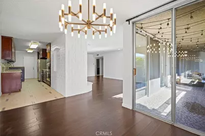 5330 Lindley Ave #209, Encino, CA 91316 - Photo 11