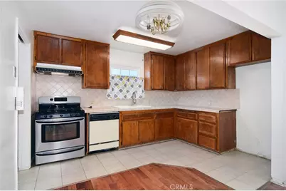 22716 Berdon Street, Woodland Hills, CA 91367 - Photo 5