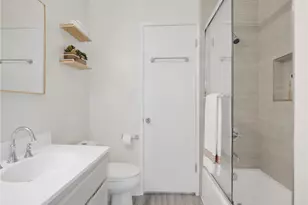 11529 De Celis, Granada Hills, CA 91344 - Photo 19