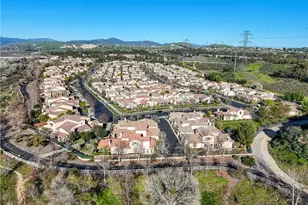 27976 Red Pine Ct, Valencia, CA 91354 - Photo 35