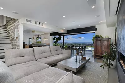 6100 Maury Avenue, Woodland Hills, CA 91367 - Photo 7