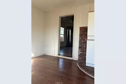 6331 Columbus Avenue, Van Nuys, CA 91411 - Photo 13