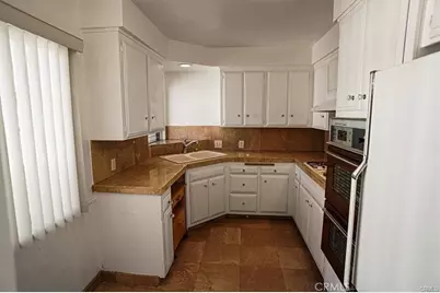 1757 N Normandie Avenue #8, Los Angeles, CA 90027 - Photo 9