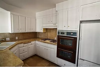 1757 N Normandie Avenue #8, Los Angeles, CA 90027 - Photo 11