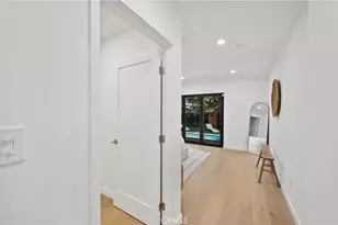 14328 Emelita St, Sherman Oaks, CA 91401 - Photo 15