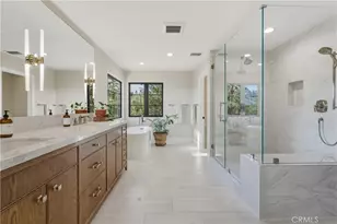 22248 Dumetz Rd, Woodland Hills, CA 91364 - Photo 33