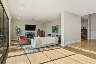 22248 Dumetz Road, Woodland Hills, CA 91364 - Photo 17