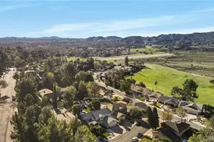 22158 Rayen, West Hills, CA 91304 - Photo 59