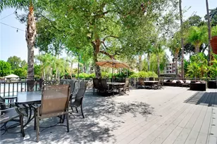 5500 Owensmouth Ave, Woodland Hills, CA 91367 - Photo 17