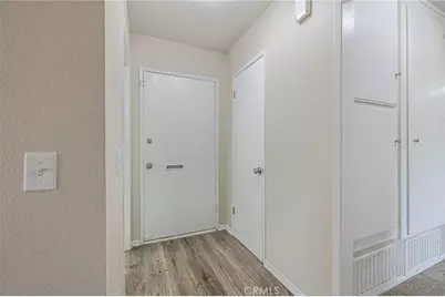 44353 Downsview, Lancaster, CA 93535 - Photo 17