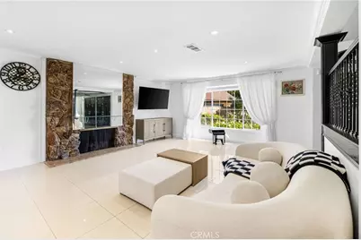 12115 Braemore Pl, Porter Ranch, CA 91326 - Photo 5