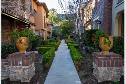 28475 Herrera Street, Valencia, CA 91354 - Photo 1