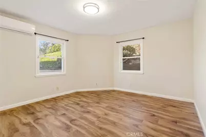 9817 Commerce, Tujunga, CA 91042 - Photo 19