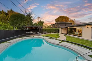 23103 Leonora, Woodland Hills, CA 91367 - Photo 35