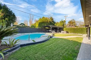 23103 Leonora, Woodland Hills, CA 91367 - Photo 39