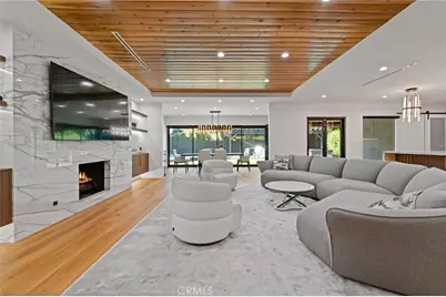 23103 Leonora, Woodland Hills, CA 91367 - Photo 19