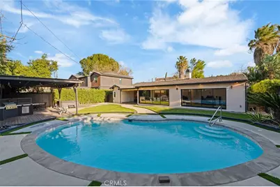 23103 Leonora, Woodland Hills, CA 91367 - Photo 37