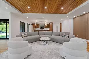 23103 Leonora, Woodland Hills, CA 91367 - Photo 17