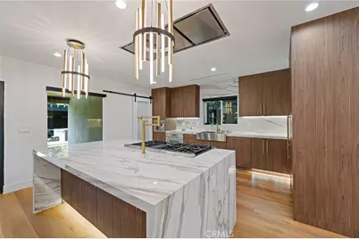 23103 Leonora, Woodland Hills, CA 91367 - Photo 5