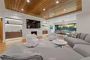 23103 Leonora, Woodland Hills, CA 91367 - Photo 13