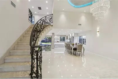 6355 Yolanda Avenue, Tarzana, CA 91335 - Photo 5