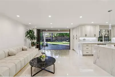 6355 Yolanda Avenue, Tarzana, CA 91335 - Photo 11