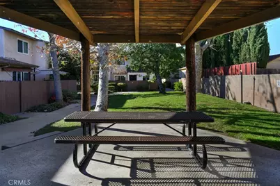 805 E Acacia Avenue #F, Glendale, CA 91205 - Photo 31