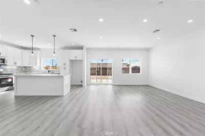 8624 Forest Blvd, California City, CA 93505 - Photo 7