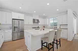 27321 Great Dv Ln, Valencia, CA 91381 - Photo 7