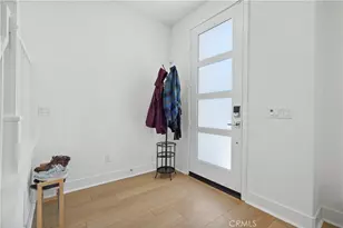 27321 Great Dv Ln, Valencia, CA 91381 - Photo 3