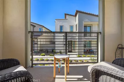 27321 Great Divide Lane, Valencia, CA 91381 - Photo 3