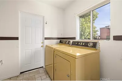 10729 Aqua Vista, Studio City, CA 91602 - Photo 19