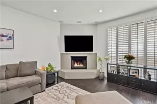 10229 Variel, Chatsworth, CA 91311 - Photo 3