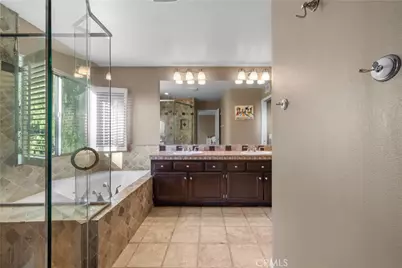 28741 Park Woodland, Saugus, CA 91390 - Photo 47