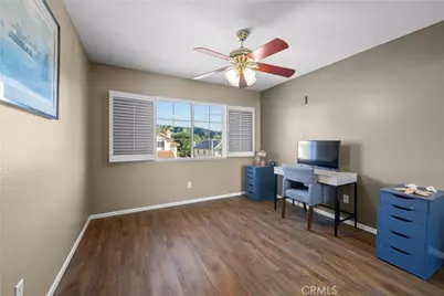 28741 Park Woodland, Saugus, CA 91390 - Photo 35