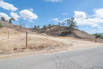 1 Palm Dr, Lake Elsinore, CA 92530 - Photo 15