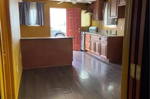 10756 N Haddon Ave, Pacoima, CA 91331 - Photo 13