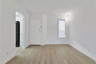 7800 Topanga Blvd, Canoga Park, CA 91304 - Photo 15