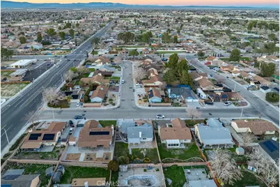 1828 W Avenue K9, Lancaster, CA 93534 - Photo 37