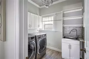 821 Lorraine, Los Angeles, CA 90005 - Photo 11