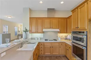 21665 Canyon Heights Cir, Saugus, CA 91390 - Photo 9