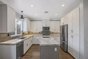 28534 Old Spanish Trail, Saugus, CA 91390 - Photo 11