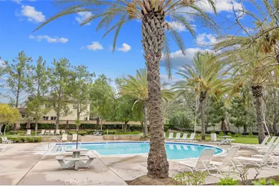 28534 Old Spanish Trail, Saugus, CA 91390 - Photo 27