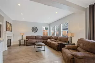 28534 Old Spanish Trail, Saugus, CA 91390 - Photo 11