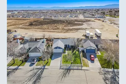 646 Twinberry Lane, Lancaster, CA 93534 - Photo 7